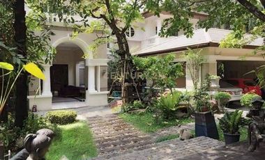 À vendre 4 chambres maison à Bang Khen, Bangkok