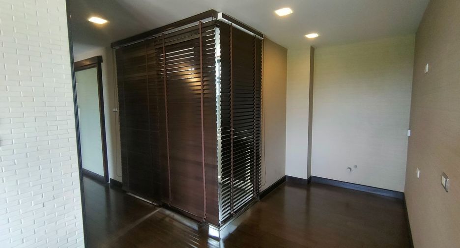 For rent 3 bedrooms condo in Mae Rim, Chiang Mai