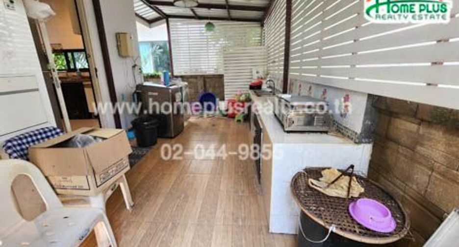 For sale 3 bed house in Khlong Sam Wa, Bangkok