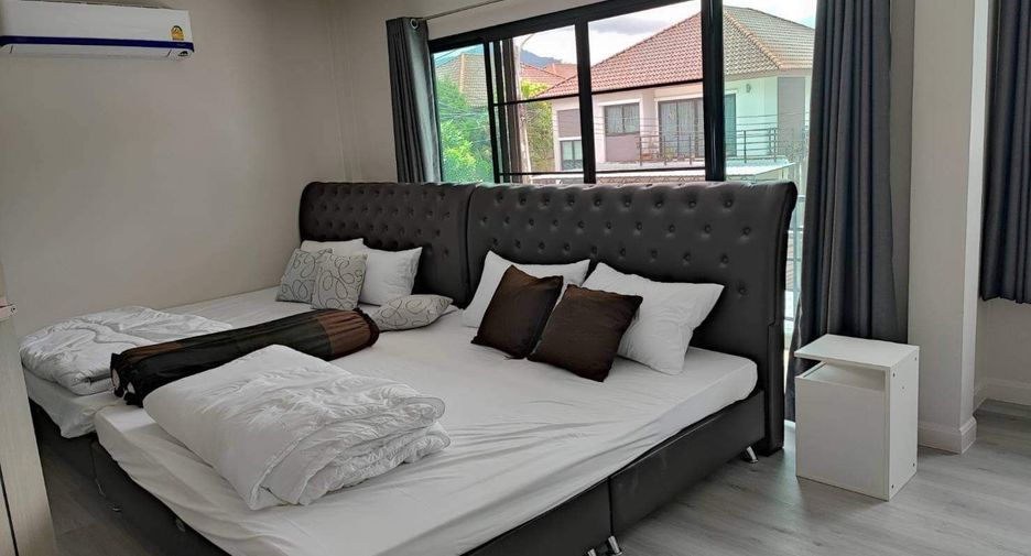 Villa en alquiler y en venta de 5 habitaciones en Kathu, Phuket