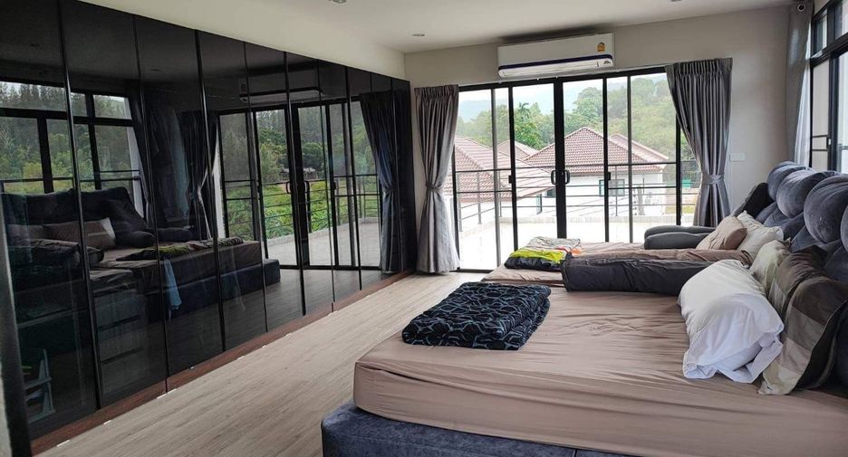 Villa en alquiler y en venta de 5 habitaciones en Kathu, Phuket