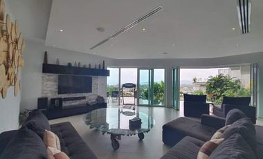 Villa en alquiler y en venta de 6 habitaciones en Thalang, Phuket
