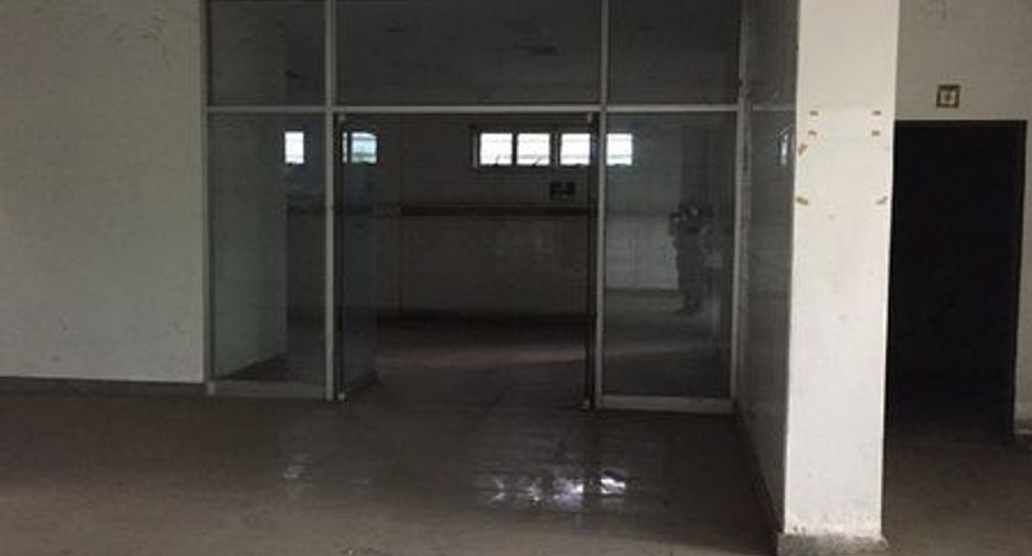 For sale retail Space in Mueang Uttaradit, Uttaradit