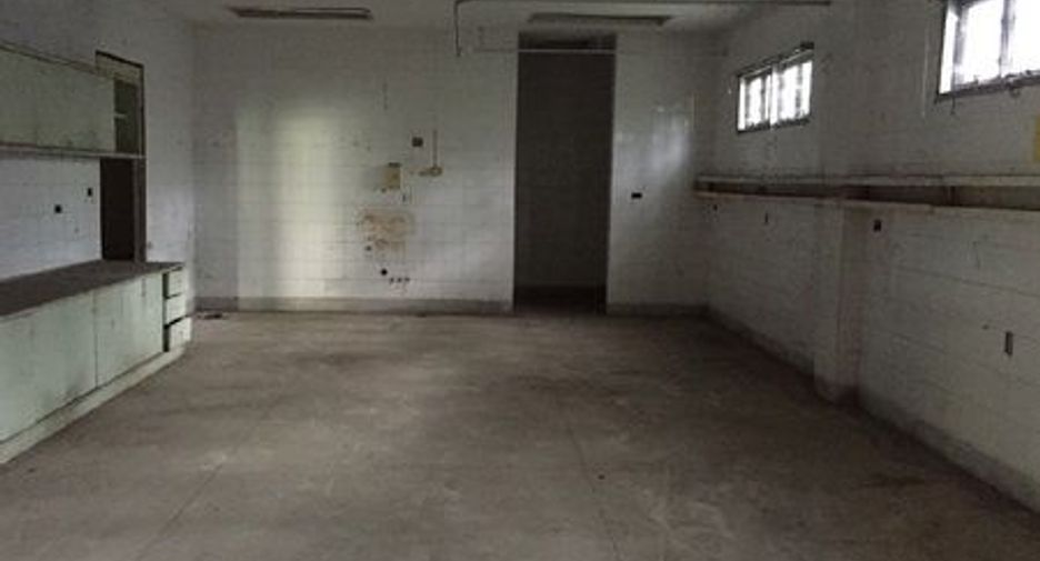 For sale retail Space in Mueang Uttaradit, Uttaradit