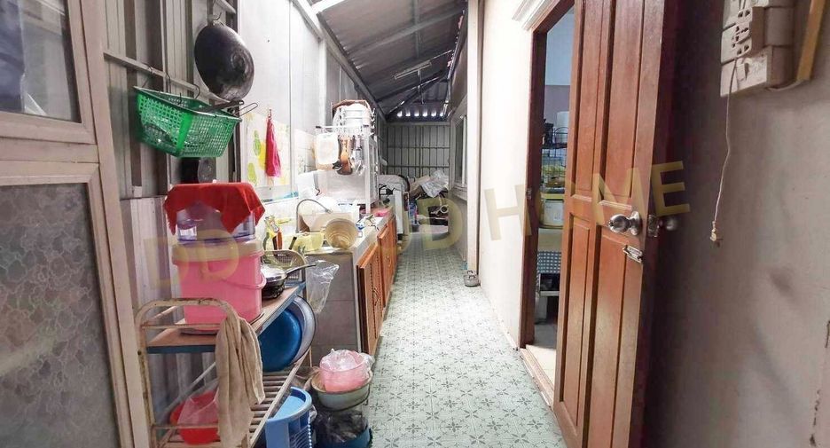 For sale 3 bedrooms house in Sam Phran, Nakhon Pathom