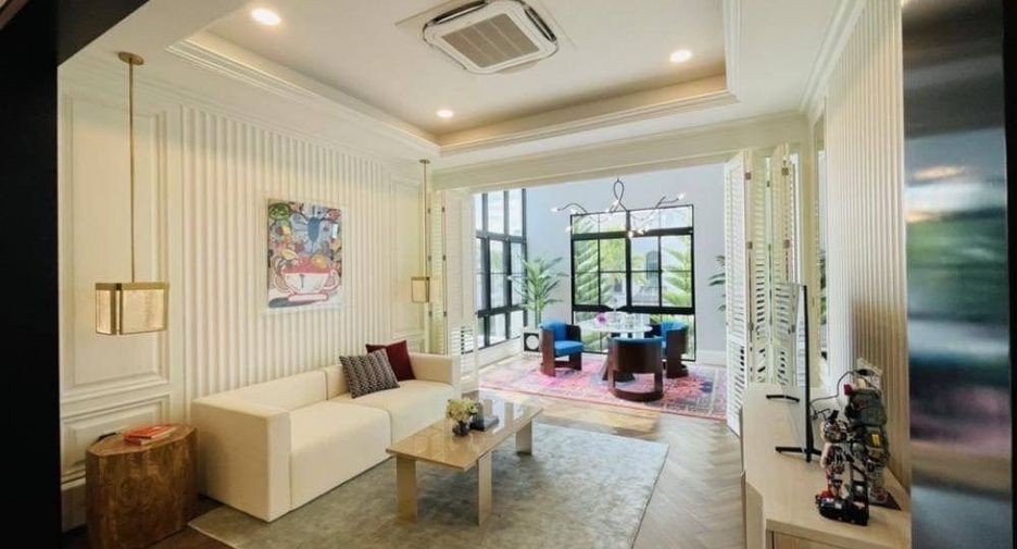 For rent そして for sale 5 ベッドルーム house in Saphan Sung, Bangkok