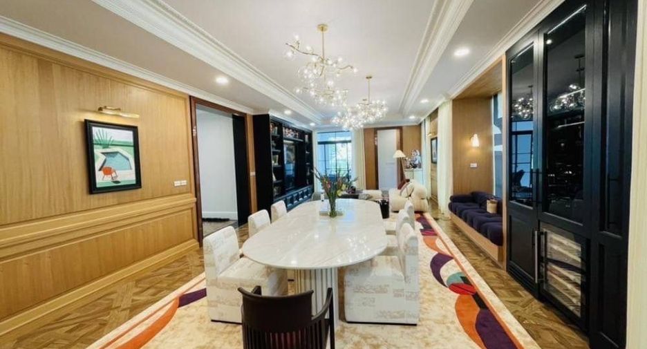 For rent そして for sale 5 ベッドルーム house in Saphan Sung, Bangkok