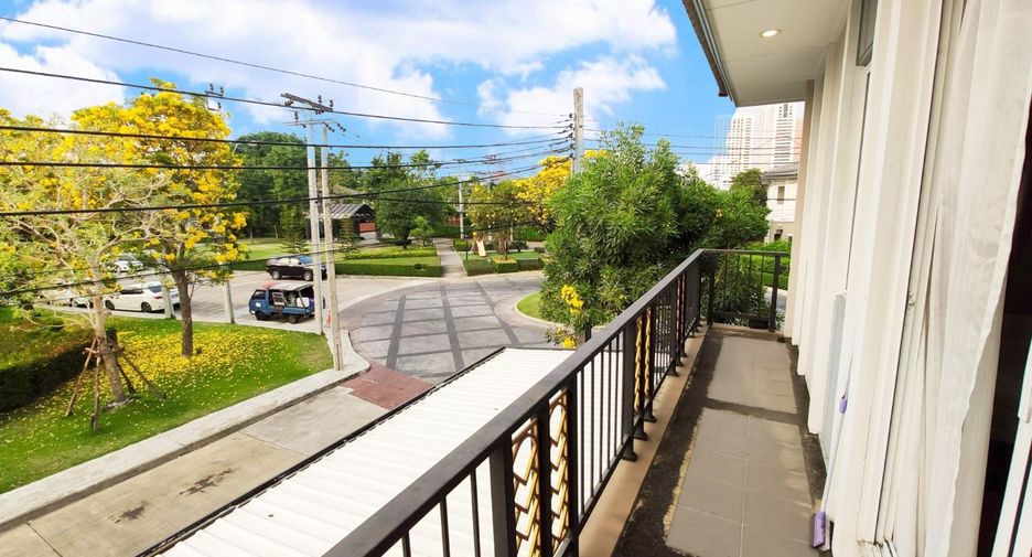 For rent 3 Beds house in Suan Luang, Bangkok