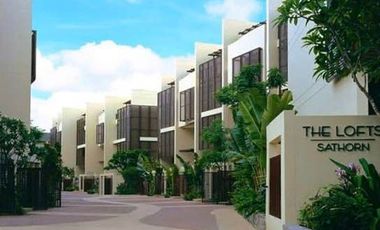 For sale 3 bedrooms townhouse in Yan Nawa, Bangkok