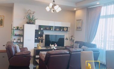 For sale 5 bed condo in Huai Khwang, Bangkok