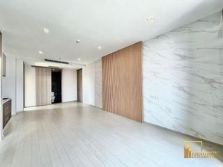 For rent 2 bedrooms condo in Pathum Wan, Bangkok