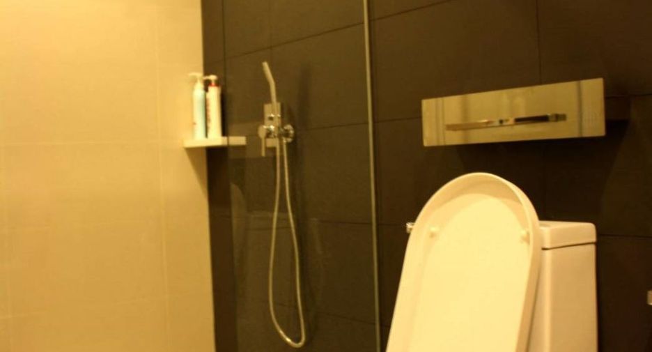 For rent and for sale 2 bedrooms condo in Khlong San, Bangkok