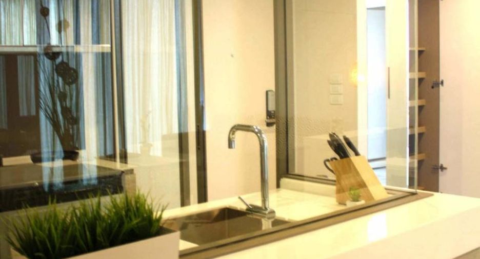For rent and for sale 2 bedrooms condo in Khlong San, Bangkok