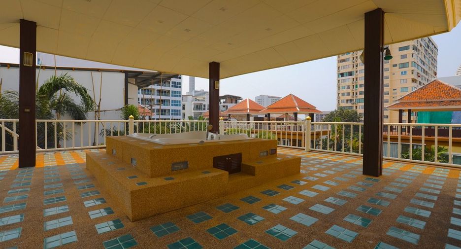 For rent and for sale 2 bed house in Pratumnak, Pattaya