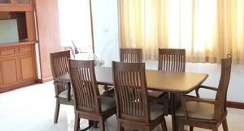 For rent 5 bedrooms house in Prawet, Bangkok