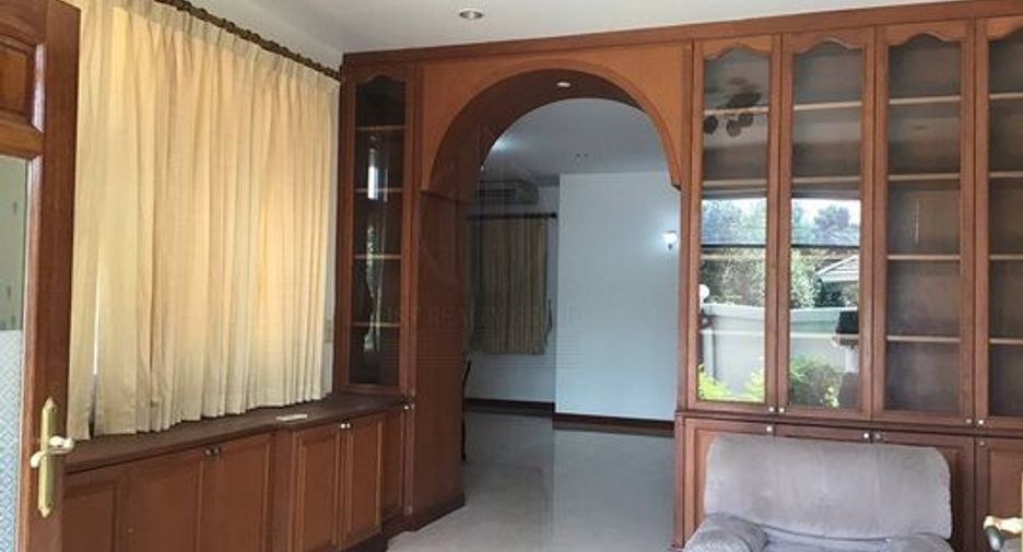For rent 5 bedrooms house in Prawet, Bangkok