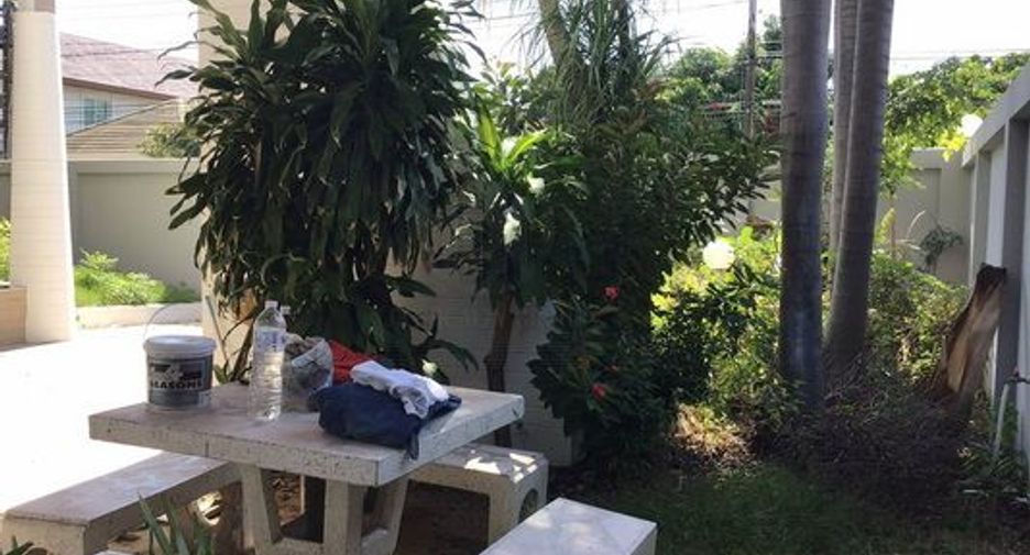 For rent 5 bedrooms house in Prawet, Bangkok
