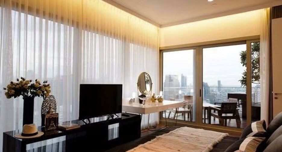 Condo en alquiler de 2 habitaciones en Pathum Wan, Bangkok