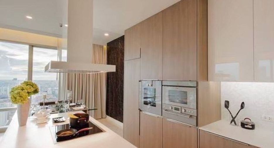 Condo en alquiler de 2 habitaciones en Pathum Wan, Bangkok