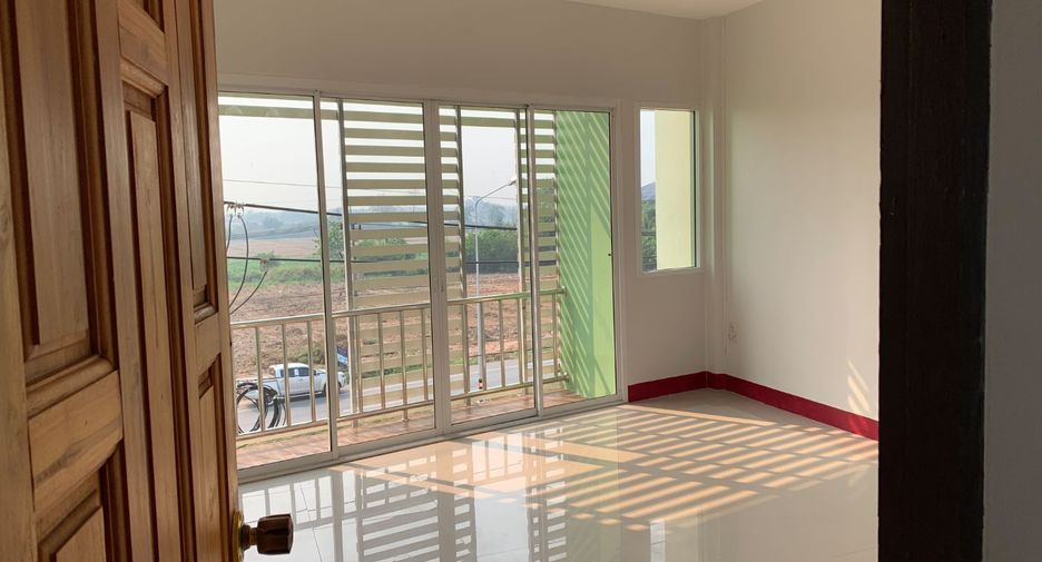 For sale 2 bedrooms retail Space in Chiang Kham, Phayao