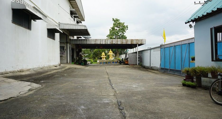 For sale warehouse in Bang Khae, Bangkok