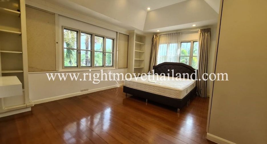 For rent 4 bedrooms house in Mueang Samut Prakan, Samut Prakan