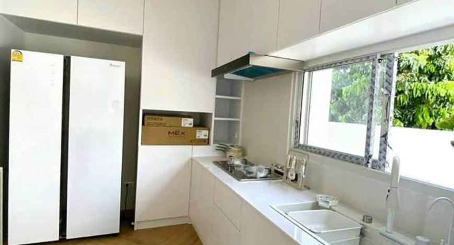 Haus zum Kauf mit 3 Zimmer in Saraphi, Chiang Mai