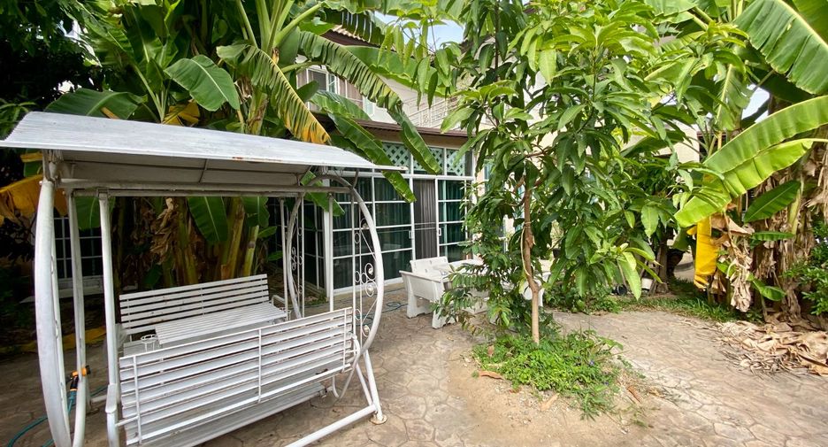 For sale 6 bed house in Khlong Luang, Pathum Thani