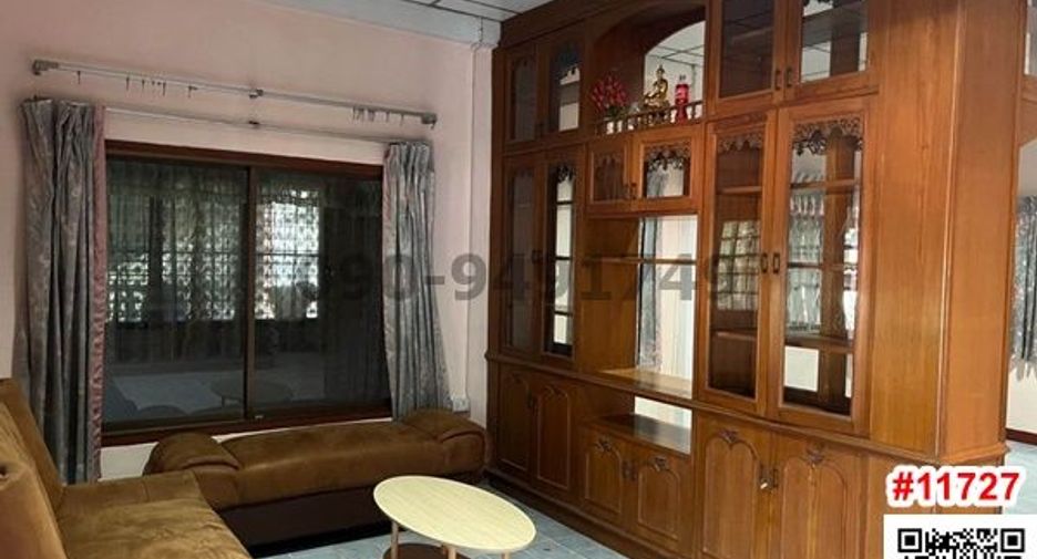 À vendre 2 chambres maison à Bang Kapi, Bangkok