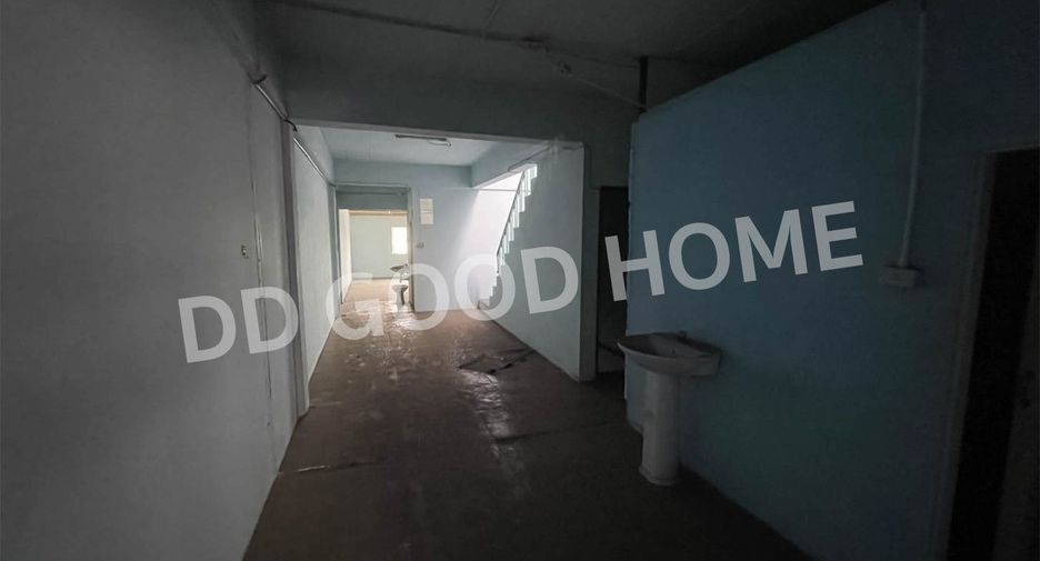For sale 8 bedrooms retail Space in Mueang Ratchaburi, Ratchaburi