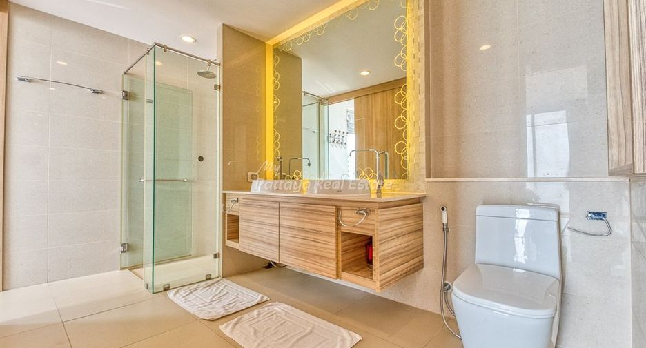 For sale 2 bedrooms condo in Bang Lamung, Chonburi