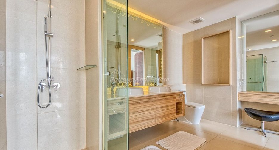 For sale 2 bedrooms condo in Bang Lamung, Chonburi