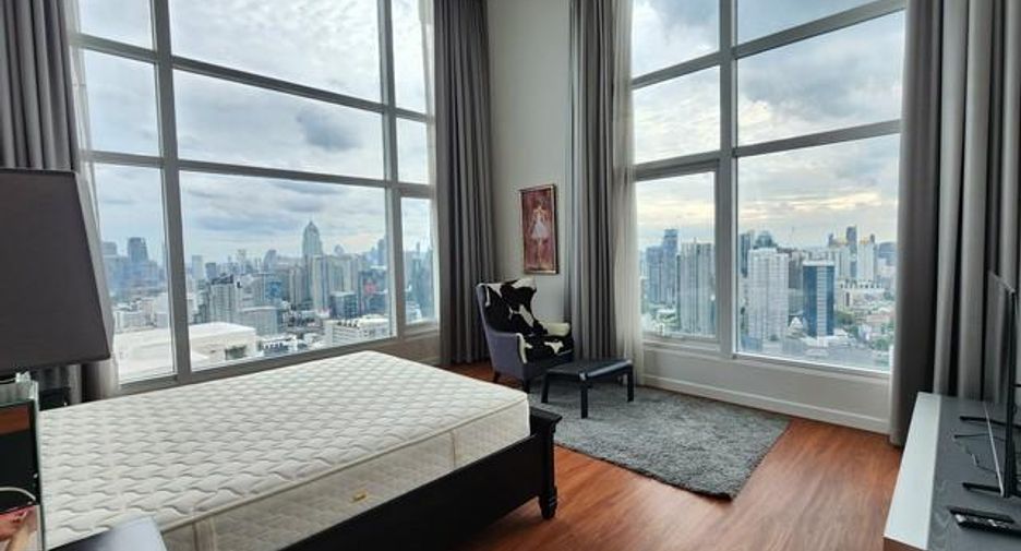 For rent 4 bed condo in Ratchathewi, Bangkok