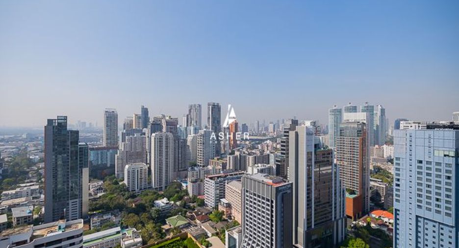 For rent 1 bed condo in Khlong Toei, Bangkok