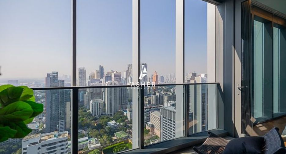 For rent 1 bed condo in Khlong Toei, Bangkok