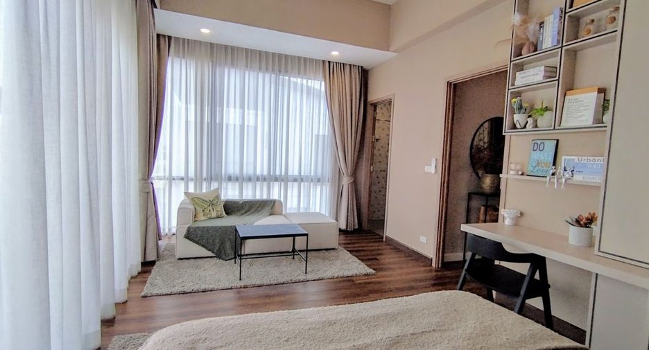 À vendre 4 chambres maison de ville à Saphan Sung, Bangkok