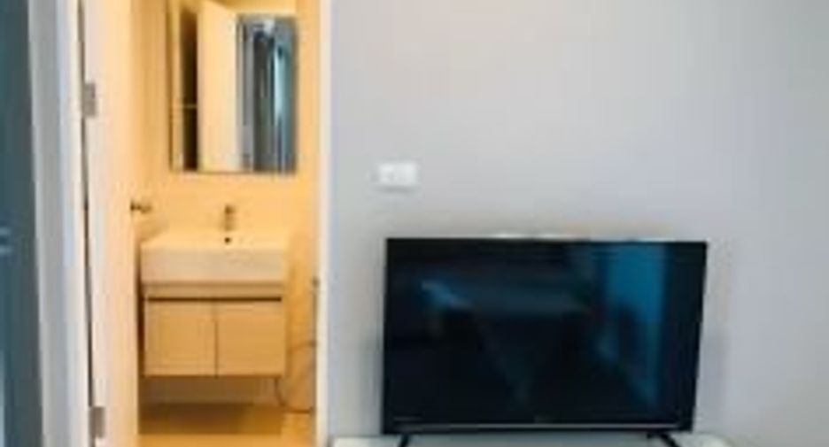 For rent studio condo in Huai Khwang, Bangkok