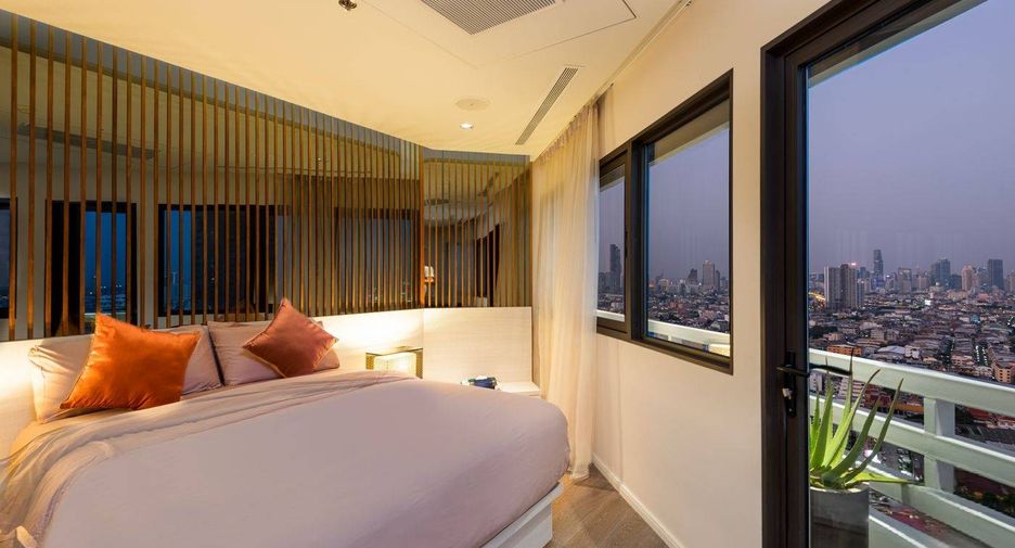 For sale 4 Beds condo in Rat Burana, Bangkok