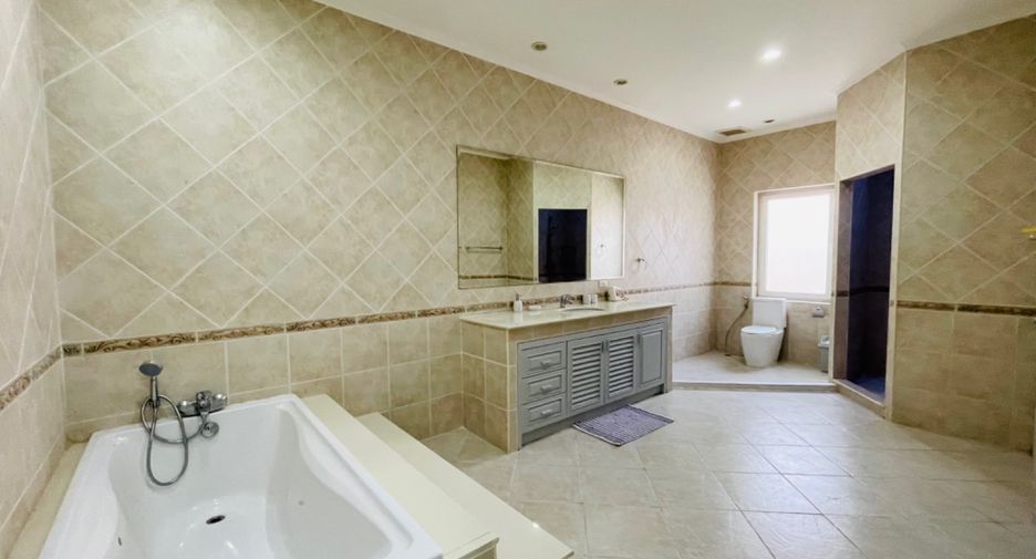 For sale 12 bedrooms villa in Bang Lamung, Chonburi