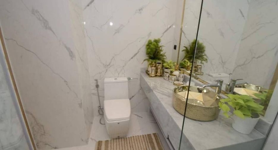 For sale 1 bed condo in Bang Lamung, Chonburi