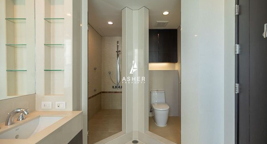Condo en alquiler de 4 habitaciones en Pathum Wan, Bangkok