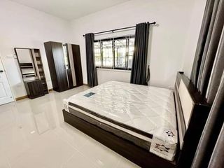 出租 4 卧室 独立屋 在 Saraphi, Chiang Mai