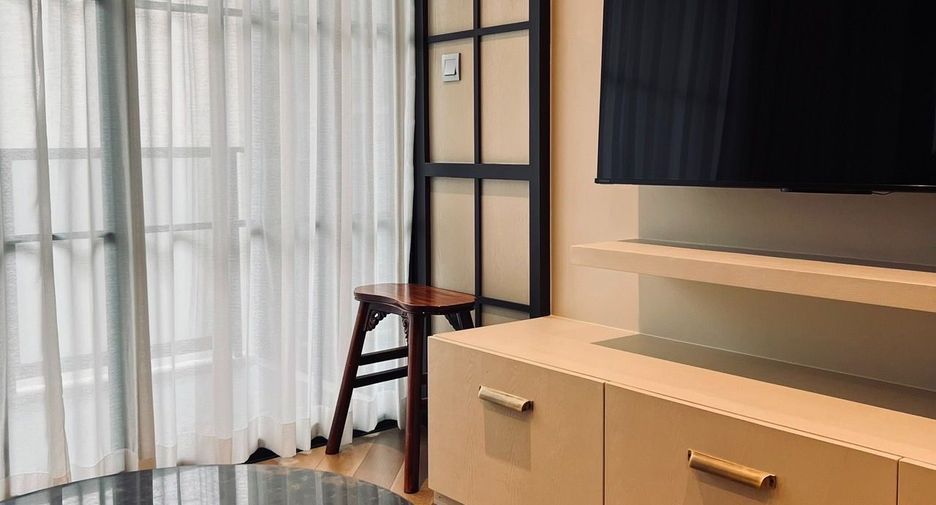 For rent and for sale 2 bed condo in Watthana, Bangkok