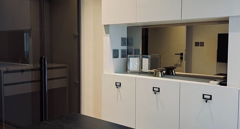 For rent and for sale 2 bed condo in Watthana, Bangkok