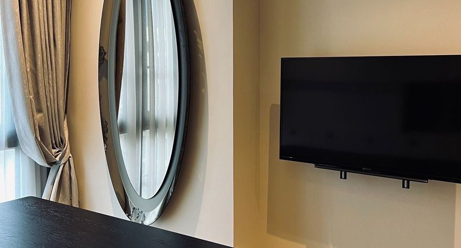 For rent and for sale 2 bed condo in Watthana, Bangkok