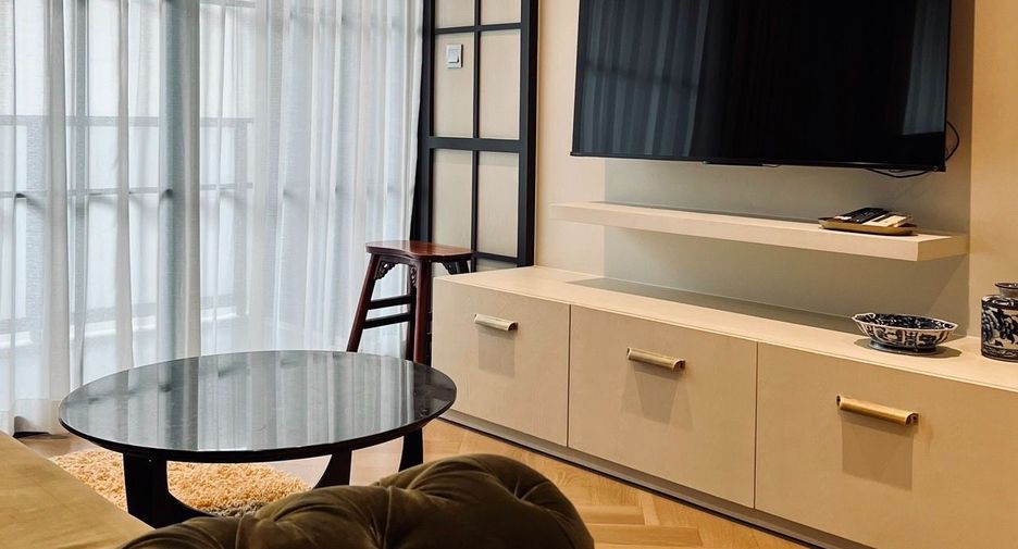 For rent and for sale 2 bed condo in Watthana, Bangkok