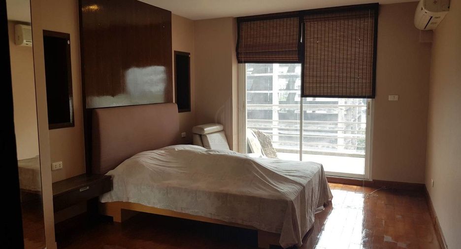 Condo en alquiler de 3 habitaciones en Watthana, Bangkok