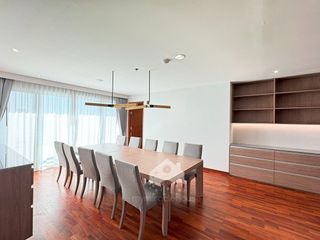 For rent 4 bed apartment in Khlong Toei, Bangkok