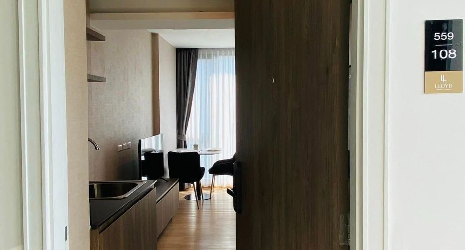 For sale 1 bed condo in Huai Khwang, Bangkok
