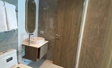 For sale 1 bed condo in Huai Khwang, Bangkok